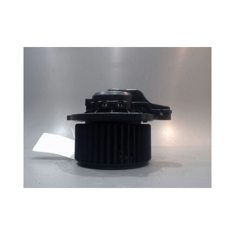 MOTEUR VENTILATEUR CHAUFFAGE HYUNDAI KONA