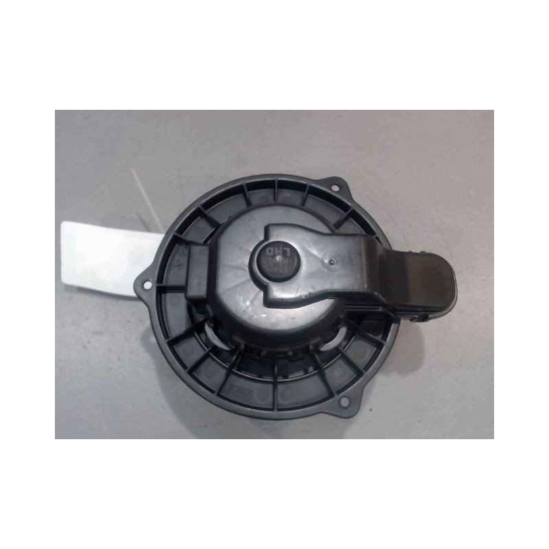 MOTEUR VENTILATEUR CHAUFFAGE HYUNDAI KONA