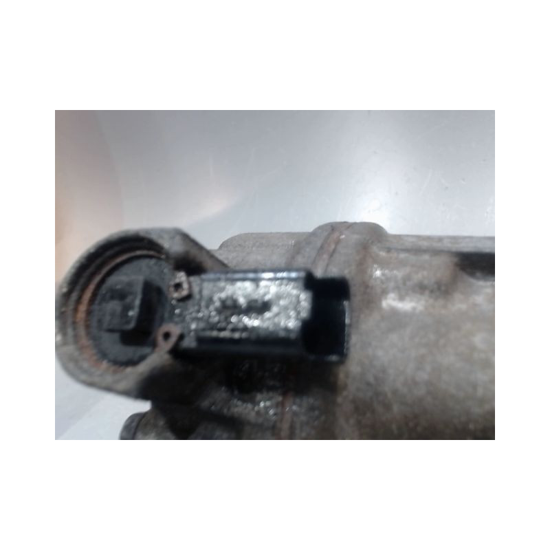 COMPRESSEUR AIR CONDITIONNE PEUGEOT 208