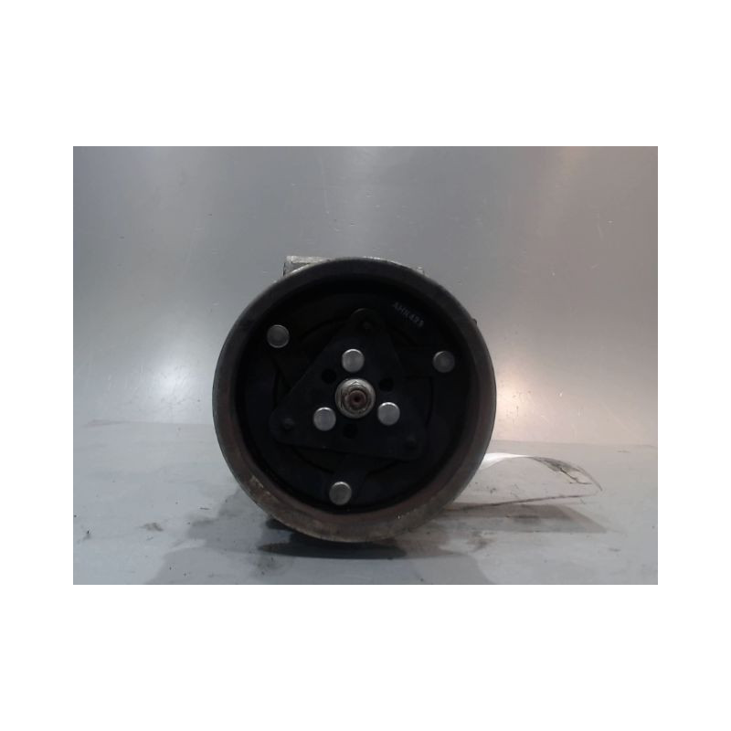 COMPRESSEUR AIR CONDITIONNE RENAULT CLIO III