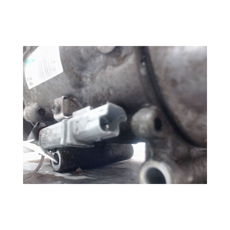 COMPRESSEUR AIR CONDITIONNE RENAULT CLIO III