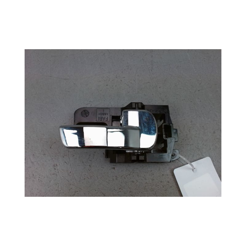 POIGNEE INTERIEURE PORTE ARRIERE DROIT NISSAN QASHQAI +2 I Phase 2 LONG 2010-2014