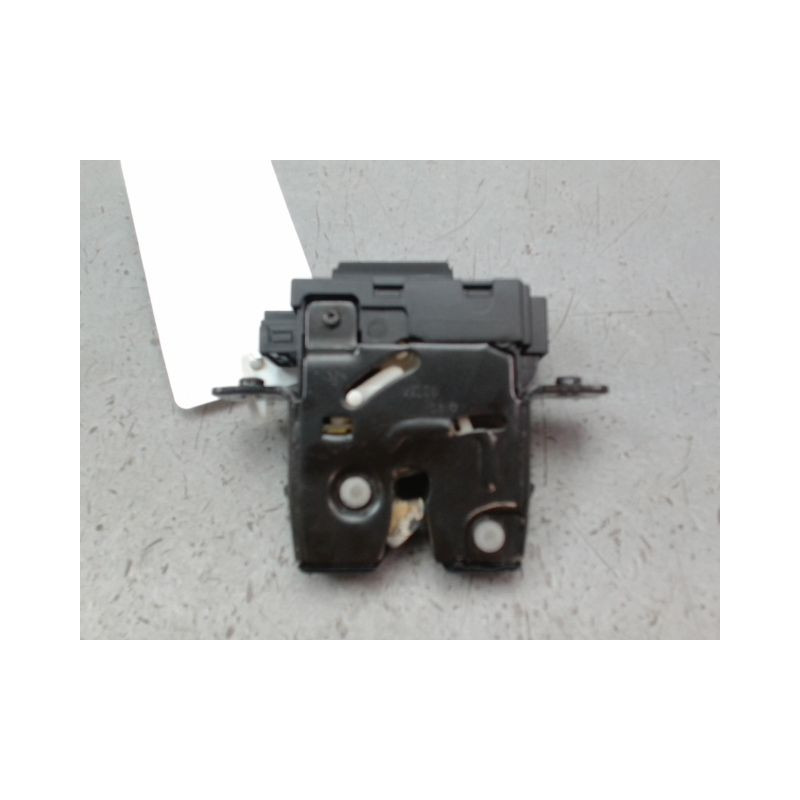 SERRURE HAYON  NISSAN QASHQAI +2 I Phase 2 LONG 2010-2014