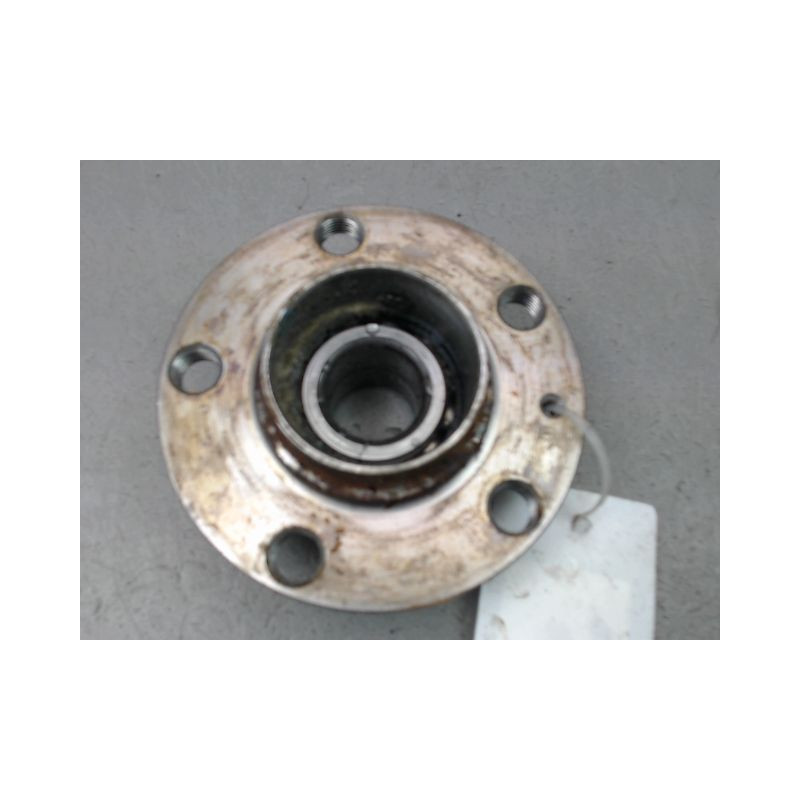 MOYEU ARRIERE DROIT VOLKSWAGEN FOX 2005-2011