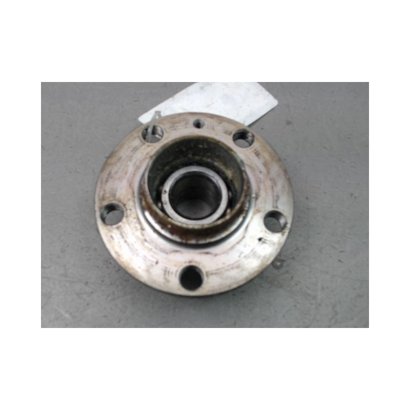 MOYEU ARRIERE GAUCHE VOLKSWAGEN FOX 2005-2011