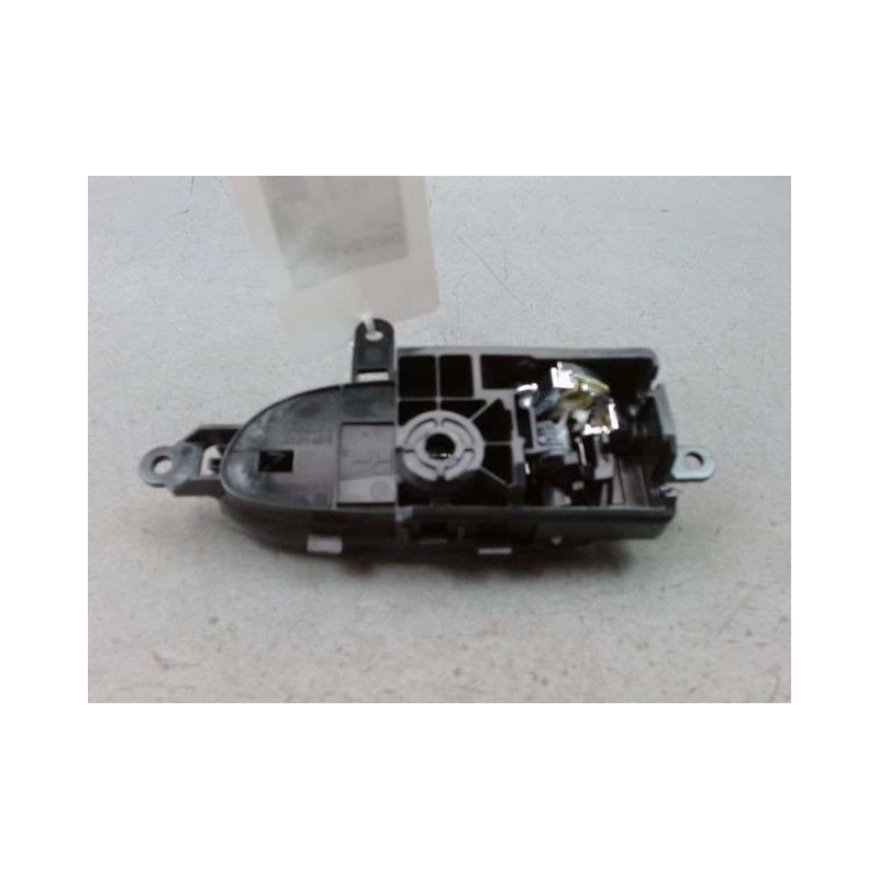 POIGNEE INTERIEURE PORTE AVANT DROIT NISSAN LEAF 2011-...