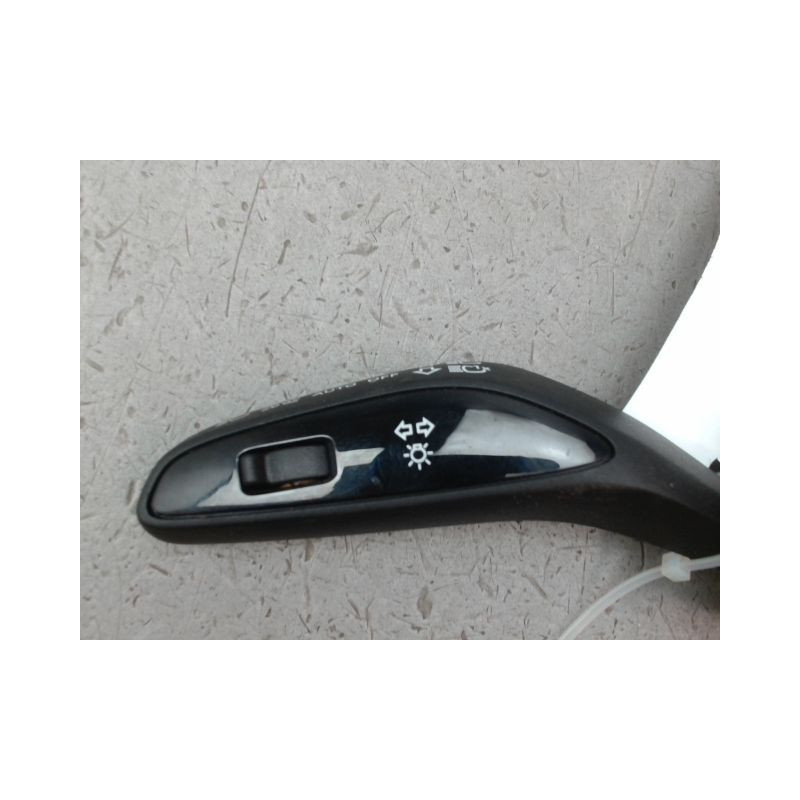 COMMANDE CLIGNOTANT M.G. MG4