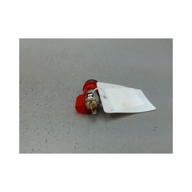 ALLUME CIGARE M.G. MG4