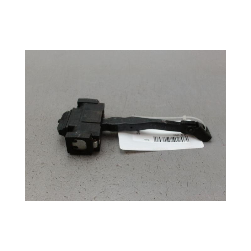 TIRANT PORTE AVANT DROIT M.G. MG4