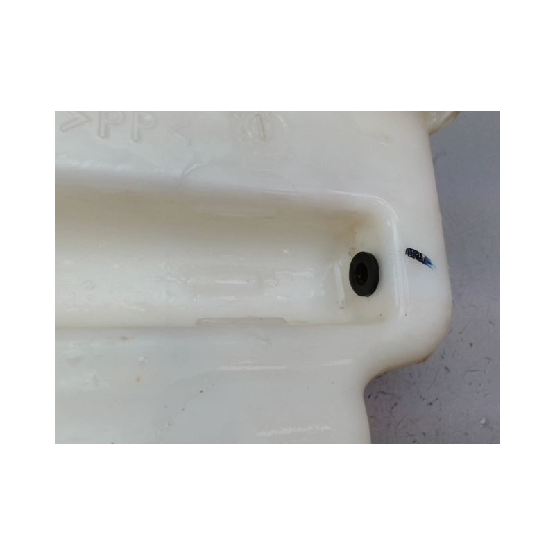 RESERVOIR LAVE-GLACE AVANT NISSAN NOTE