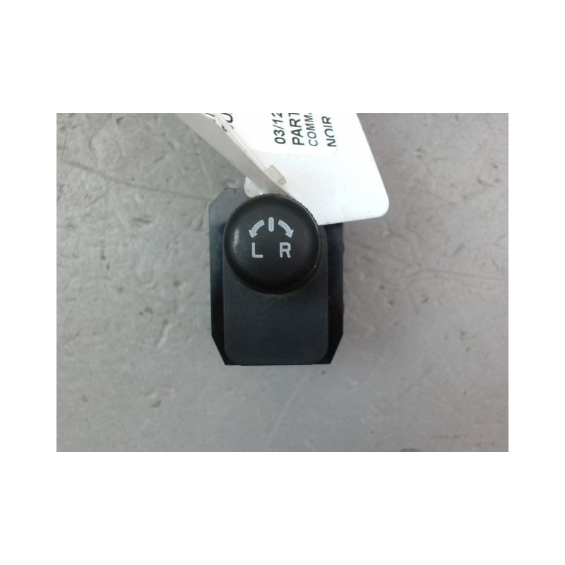 COMMANDE RETROVISSEUR EXTERIEUR ELECTRIQUE SUZUKI SWIFT