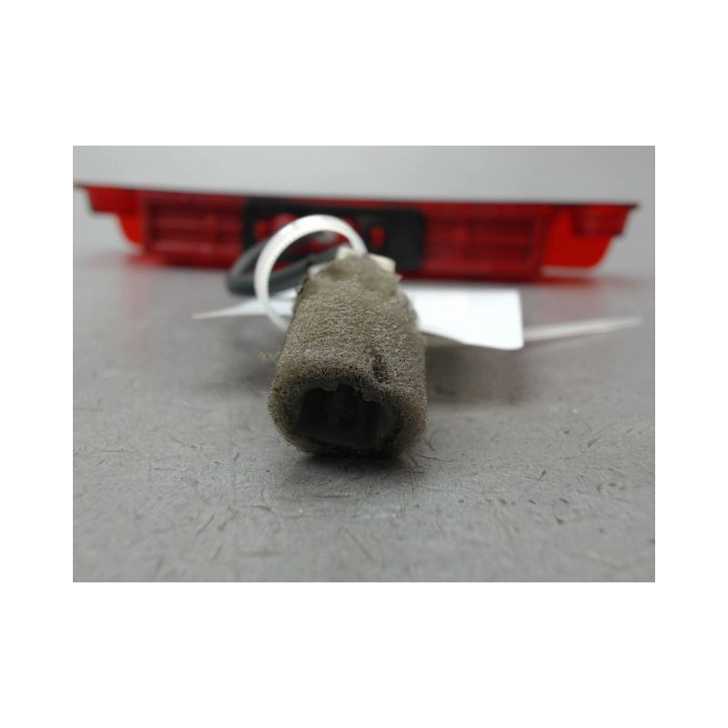 FEUX STOP SUPPLEMENTAIRE SUZUKI BALENO -98