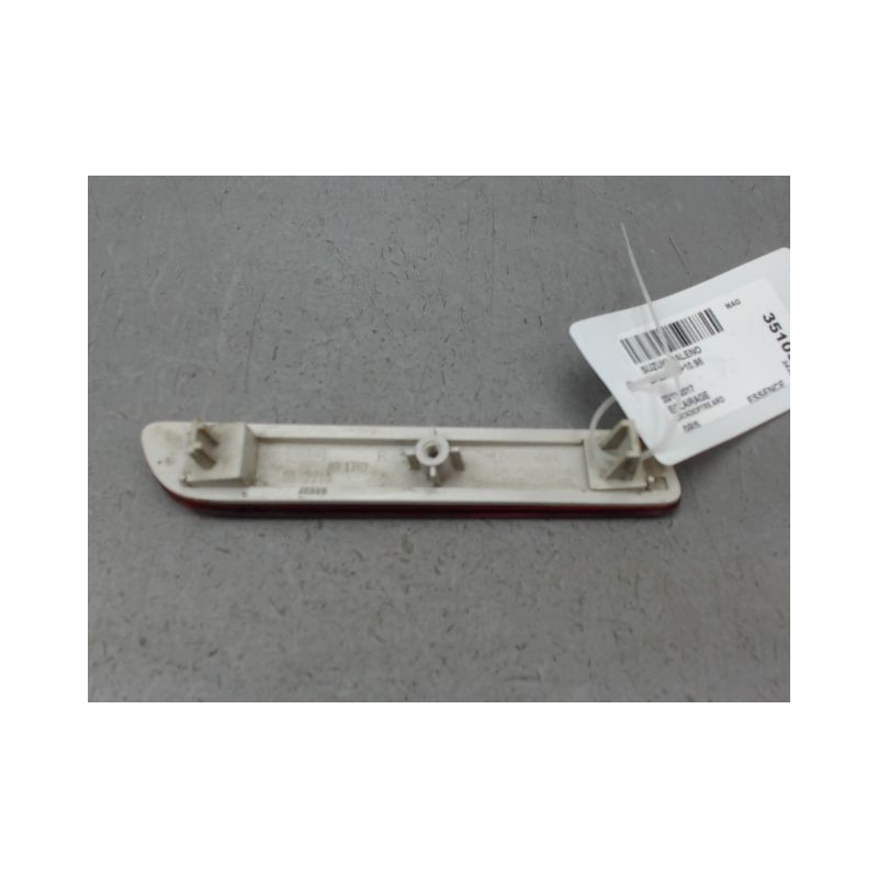 CATADIOPTRE ARD SUZUKI BALENO -98