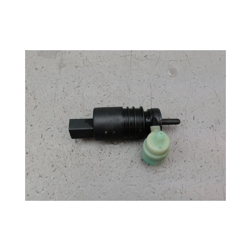 POMPE LAVE-GLACE AVANT MERCEDES CLASSE C BREAK 2004-