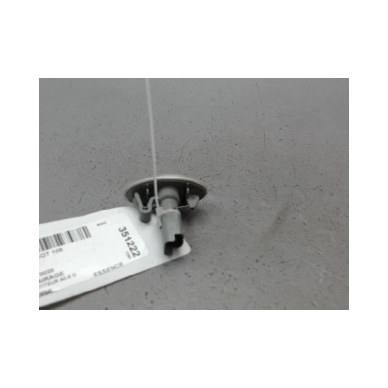 REPETITEUR AILE DROIT PEUGEOT 108