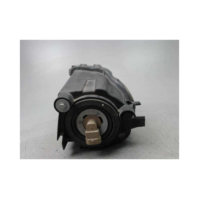 PHARE ANTIBROUILLARD AVANT DROIT LEXUS GS 2005-