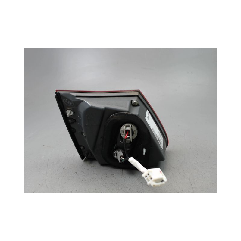 FEU ARRIERE INTERIEUR DROIT LEXUS GS 2005-