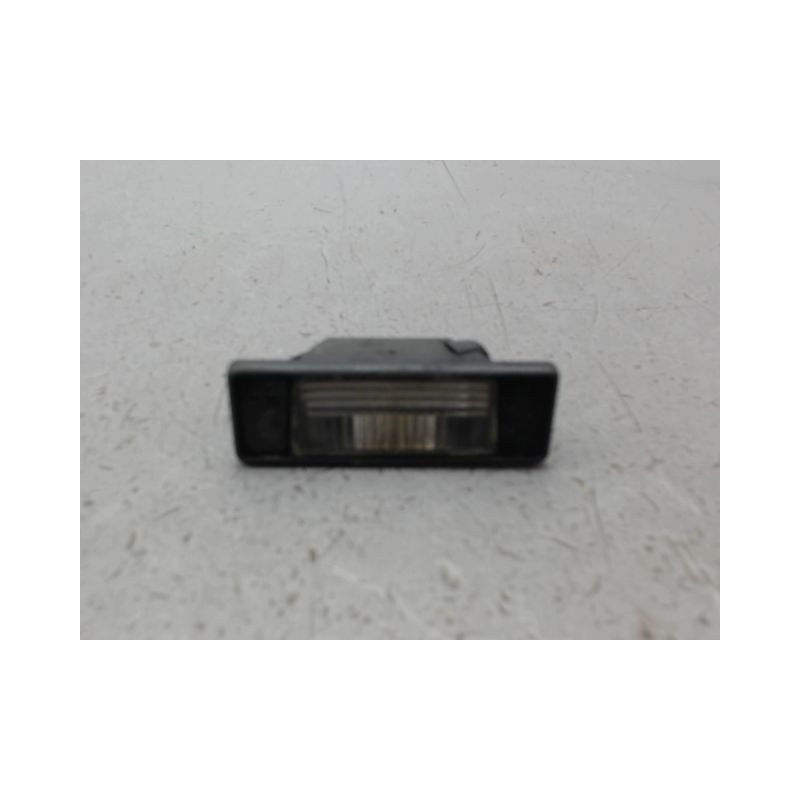 ECLAIREUR PLAQUE DE POLICE DROIT NISSAN JUKE Phase 1 2010-...