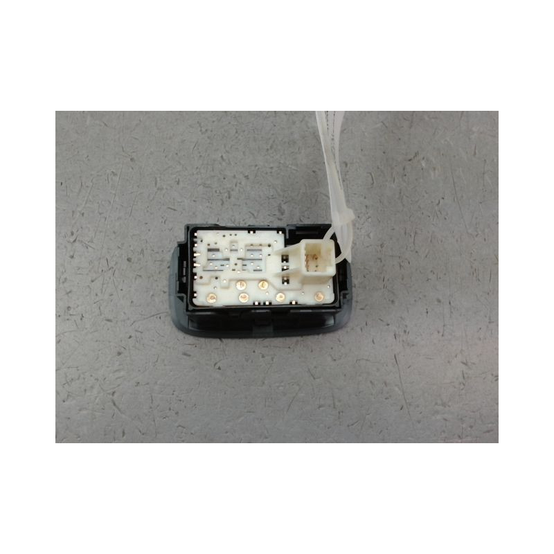 COMMANDE LEVE-GLACE PORTE ARG TOYOTA AURIS I Phase 2 2010-2012