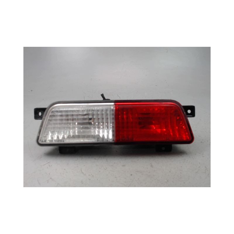 FEU BROUILLARD CENTRAL ARRIERE CHEVROLET ORLANDO