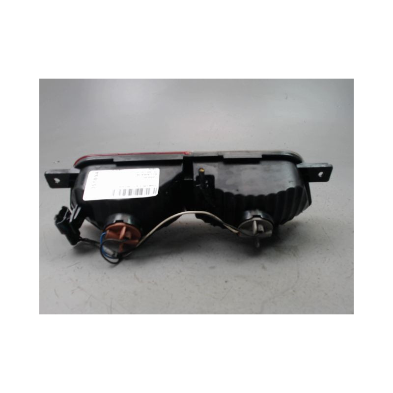 FEU BROUILLARD CENTRAL ARRIERE CHEVROLET ORLANDO