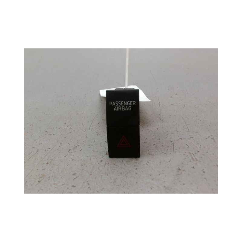 BOUTON DE WARNING SKODA RAPID