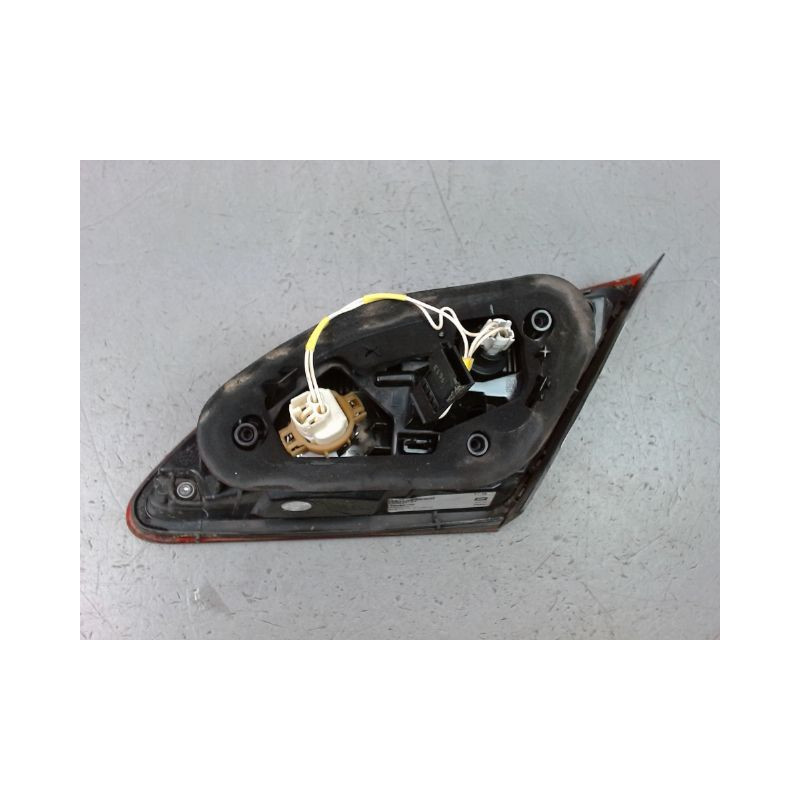 FEU ARRIERE INTERIEUR GAUCHE OPEL ASTRA GTC 2007-