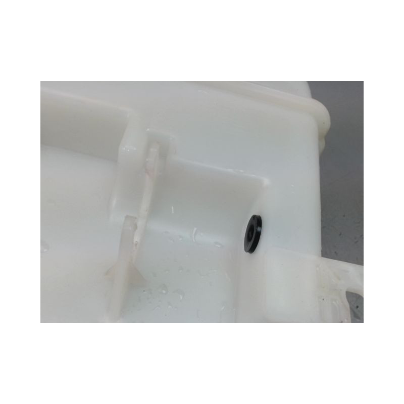 RESERVOIR LAVE-GLACE AVANT OPEL ANTARA 2007-