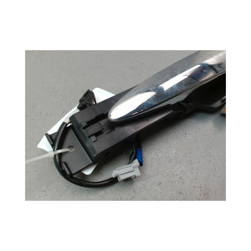 POIGNEE EXTERIEURE PORTE AVANT DROIT NISSAN LEAF 2011-...