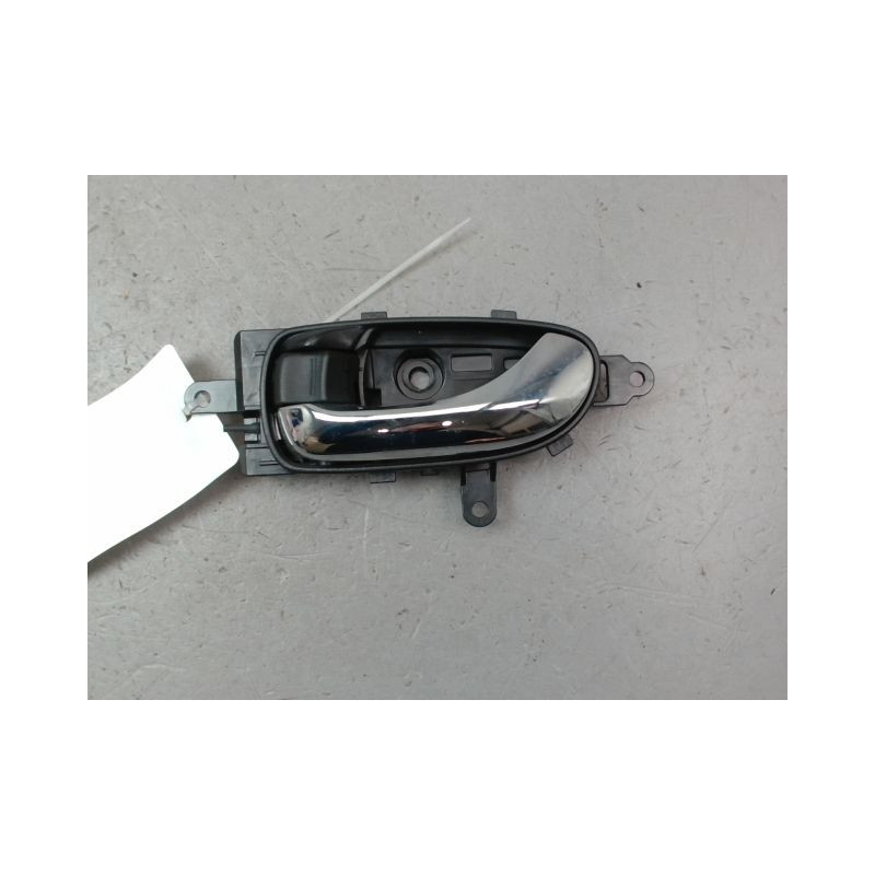 POIGNEE INTERIEURE PORTE ARRIERE GAUCHE NISSAN LEAF 2011-...