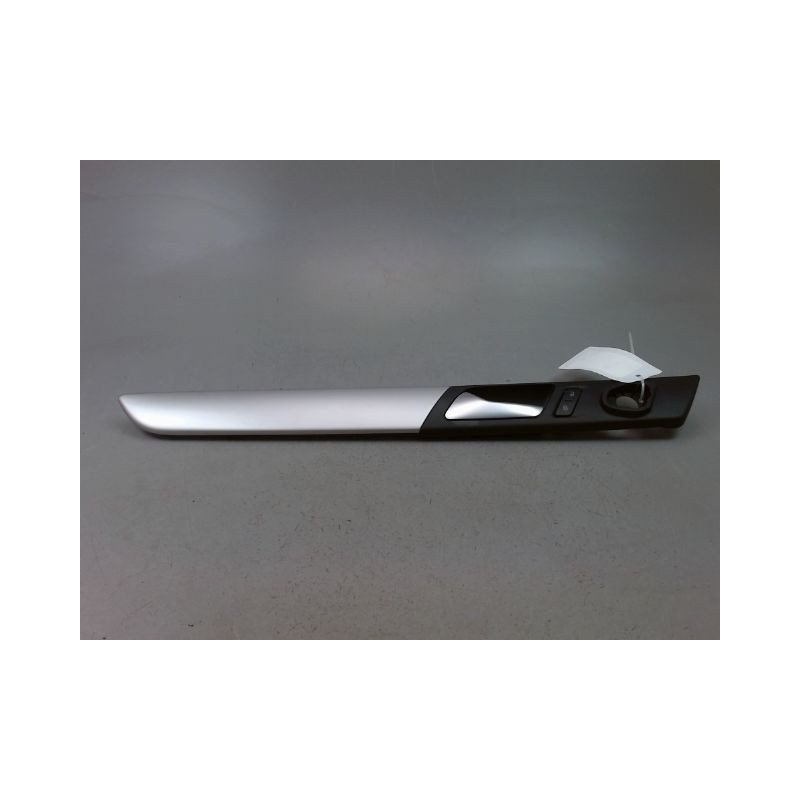 POIGNEE INTERIEURE PORTE AVANT GAUCHE VOLKSWAGEN PASSAT SW 2005-