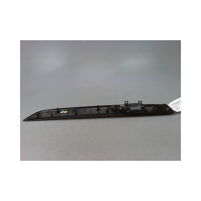 POIGNEE INTERIEURE PORTE ARRIERE GAUCHE VOLKSWAGEN PASSAT SW 2005-