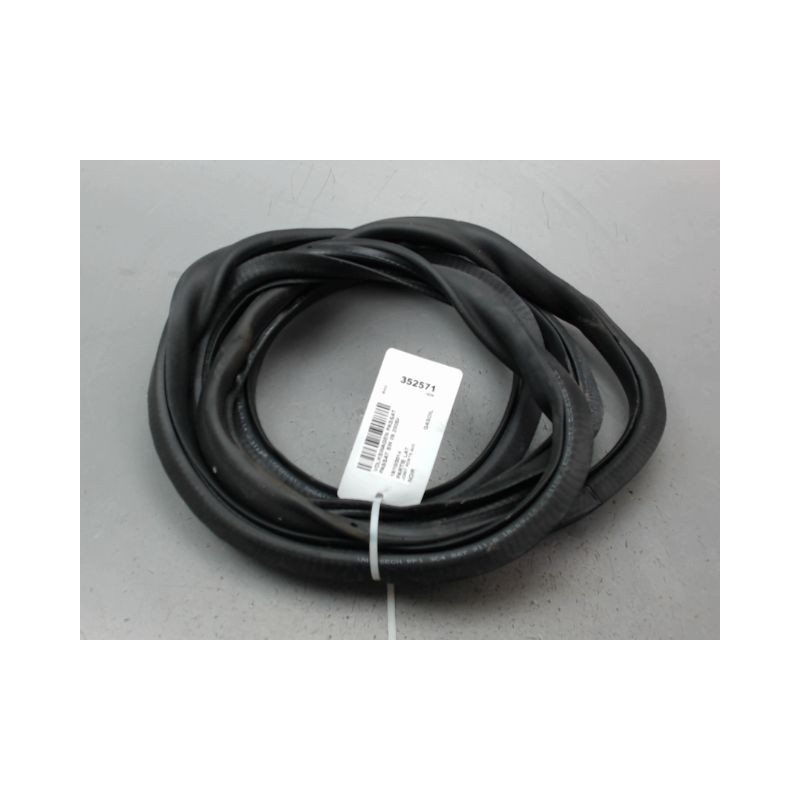 JOINT PORTE AVANT DROIT VOLKSWAGEN PASSAT SW 2005-