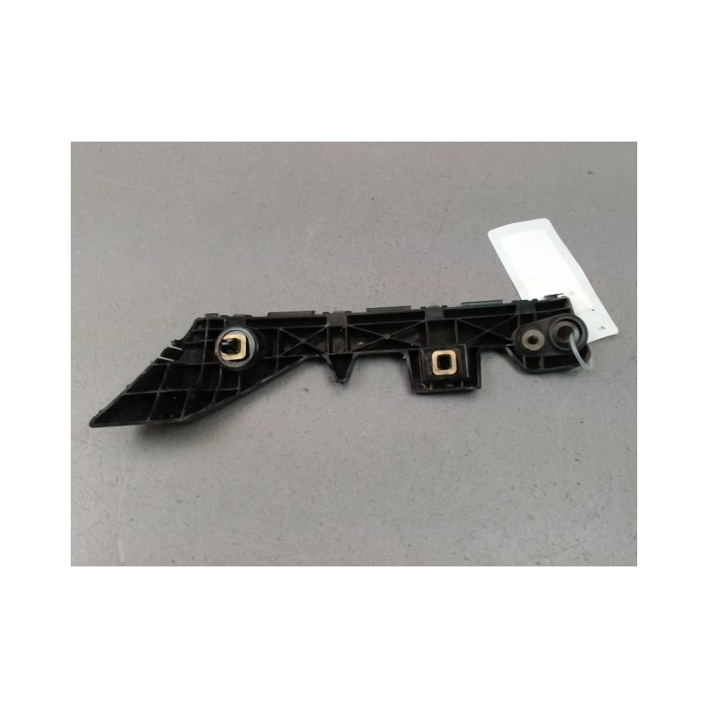 SUPPORT PARE-CHOC ARG MAZDA CX-3