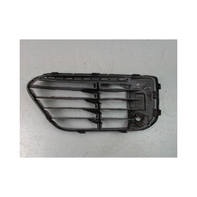 GRILLE VENTILATION PARE-CHOC AVD BMW X1