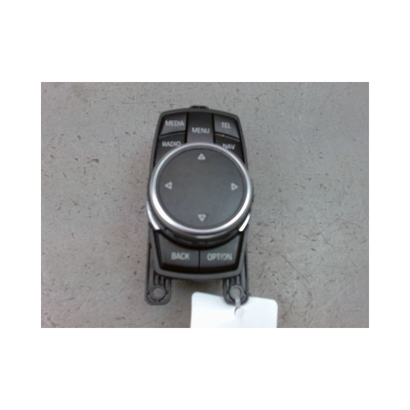 COMMANDE GPS BMW X1