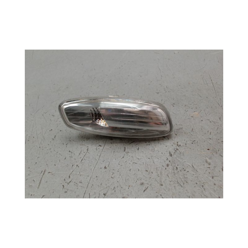 REPETITEUR RETROVISEUR DROIT PEUGEOT 207 2006-2013