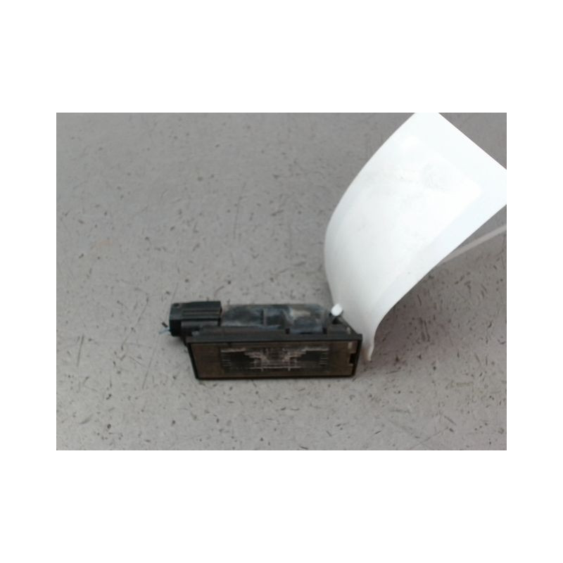 ECLAIREUR PLAQUE DE POLICE GAUCHE RENAULT TWINGO II Phase 1 2007-2011