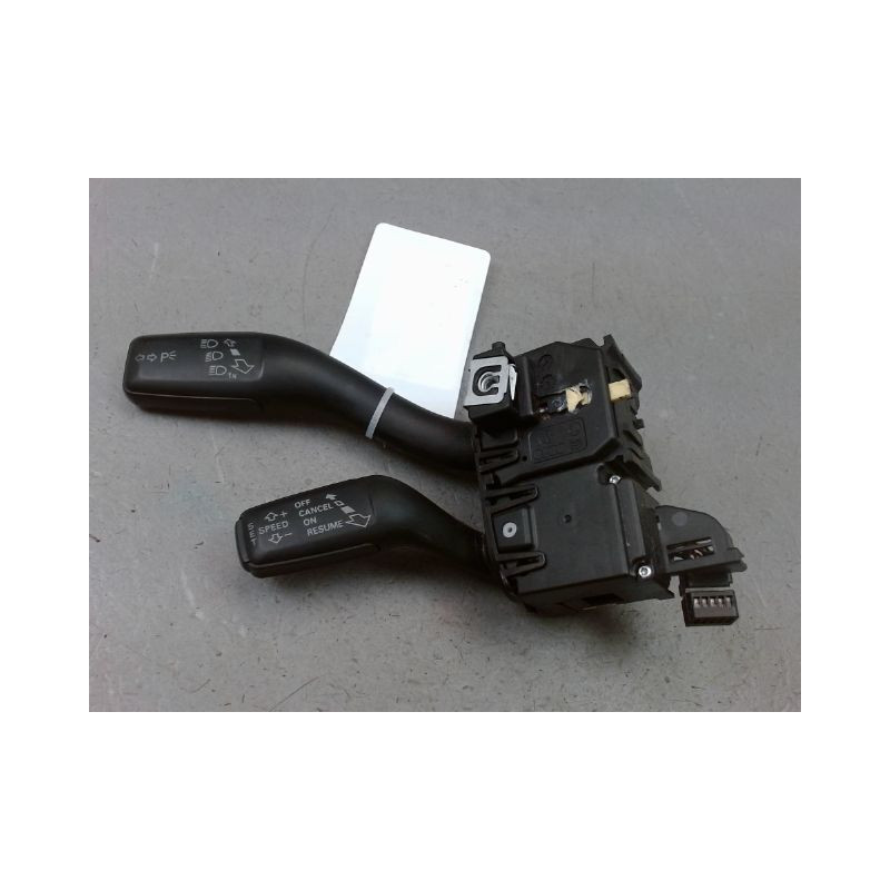 COMMANDE CLIGNOTANT AUDI A3 2003-