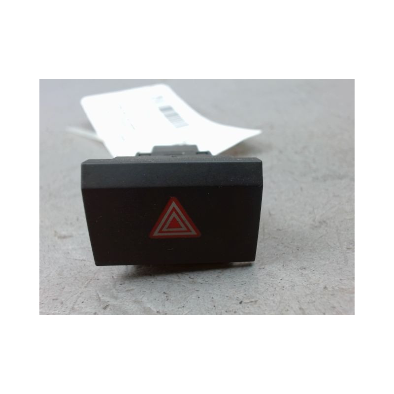 BOUTON DE WARNING AUDI A3 2003-