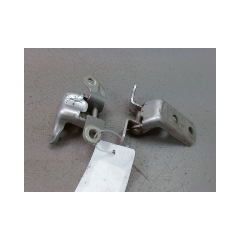 CHARNIÈRE PORTE ARD TOYOTA YARIS II Phase 1 2005-2009