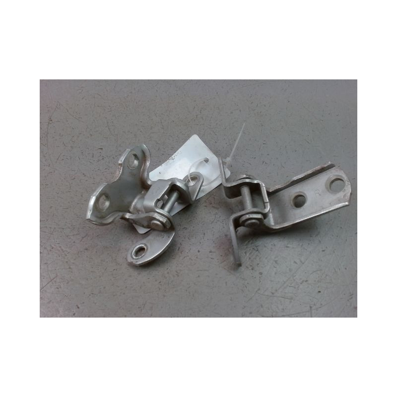 CHARNIÈRE PORTE ARD TOYOTA YARIS II Phase 1 2005-2009