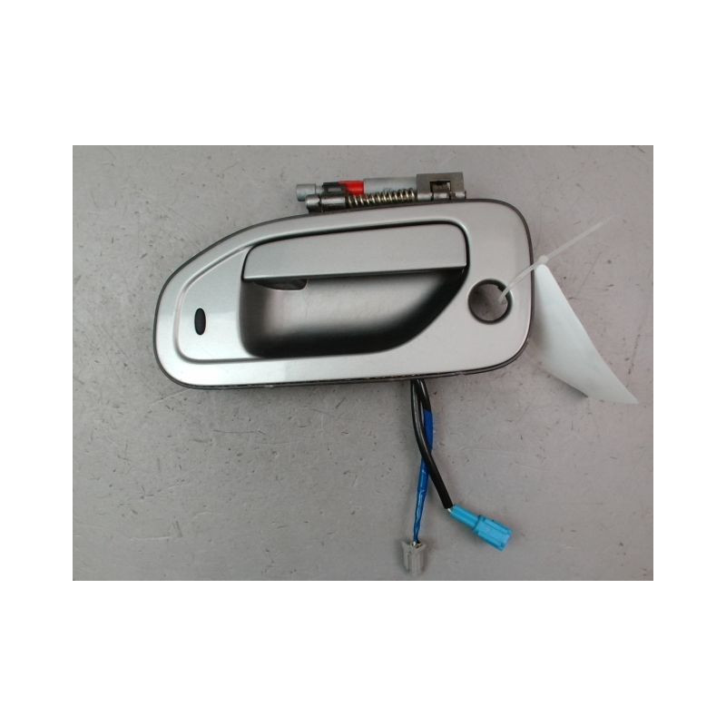POIGNEE EXTERIEURE PORTE AVANT GAUCHE NISSAN NV200
