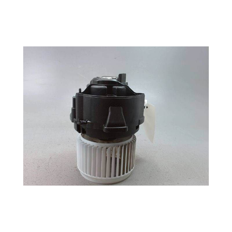 MOTEUR VENTILATEUR CHAUFFAGE DACIA SANDERO II Phase 1 2012-...