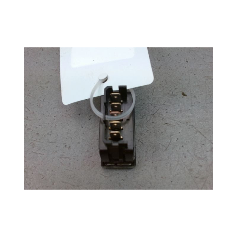 COMMANDE LEVE-GLACE PORTE AVG PEUGEOT 106 Phase 2 1996-2003