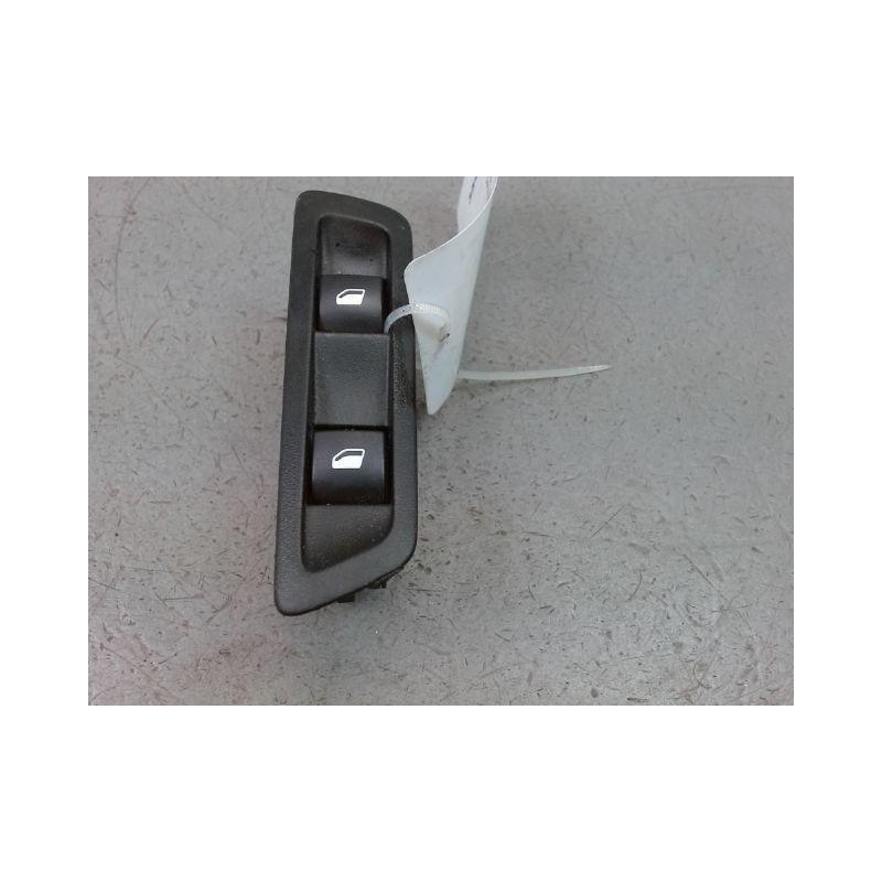 COMMANDE LEVE-GLACE PORTE AVG PEUGEOT 301
