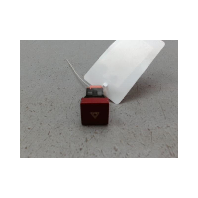 BOUTON DE WARNING CITROEN BERLINGO MULTISPACE 2002-