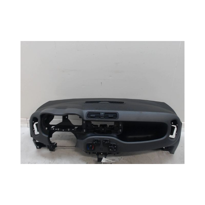 PLANCHE DE BORD  FIAT PANDA II 2003-...