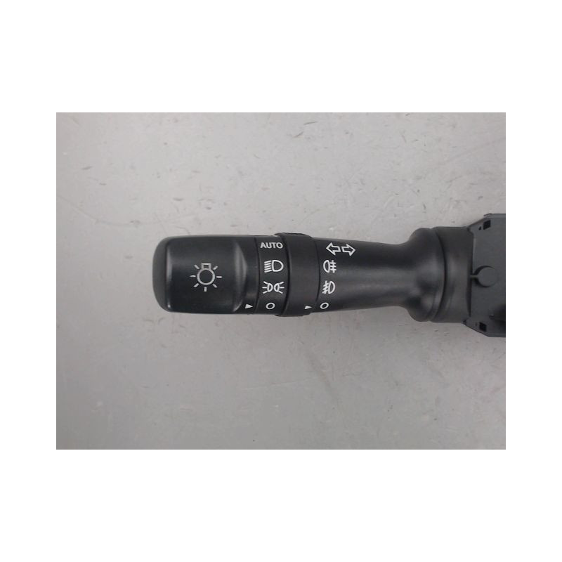COMMANDE CLIGNOTANT HYUNDAI I20