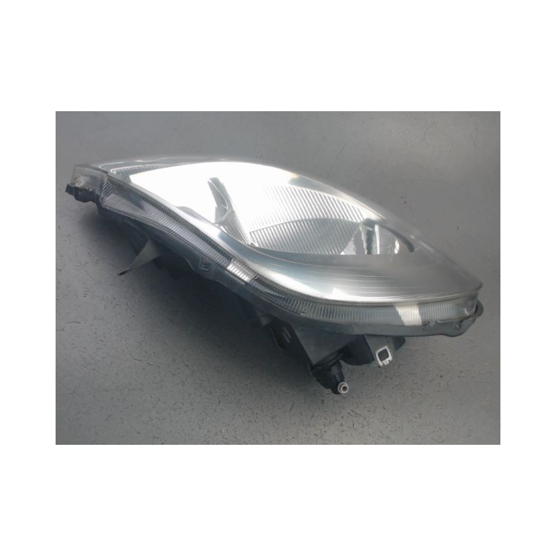 PHARE DROIT OPEL VIVARO